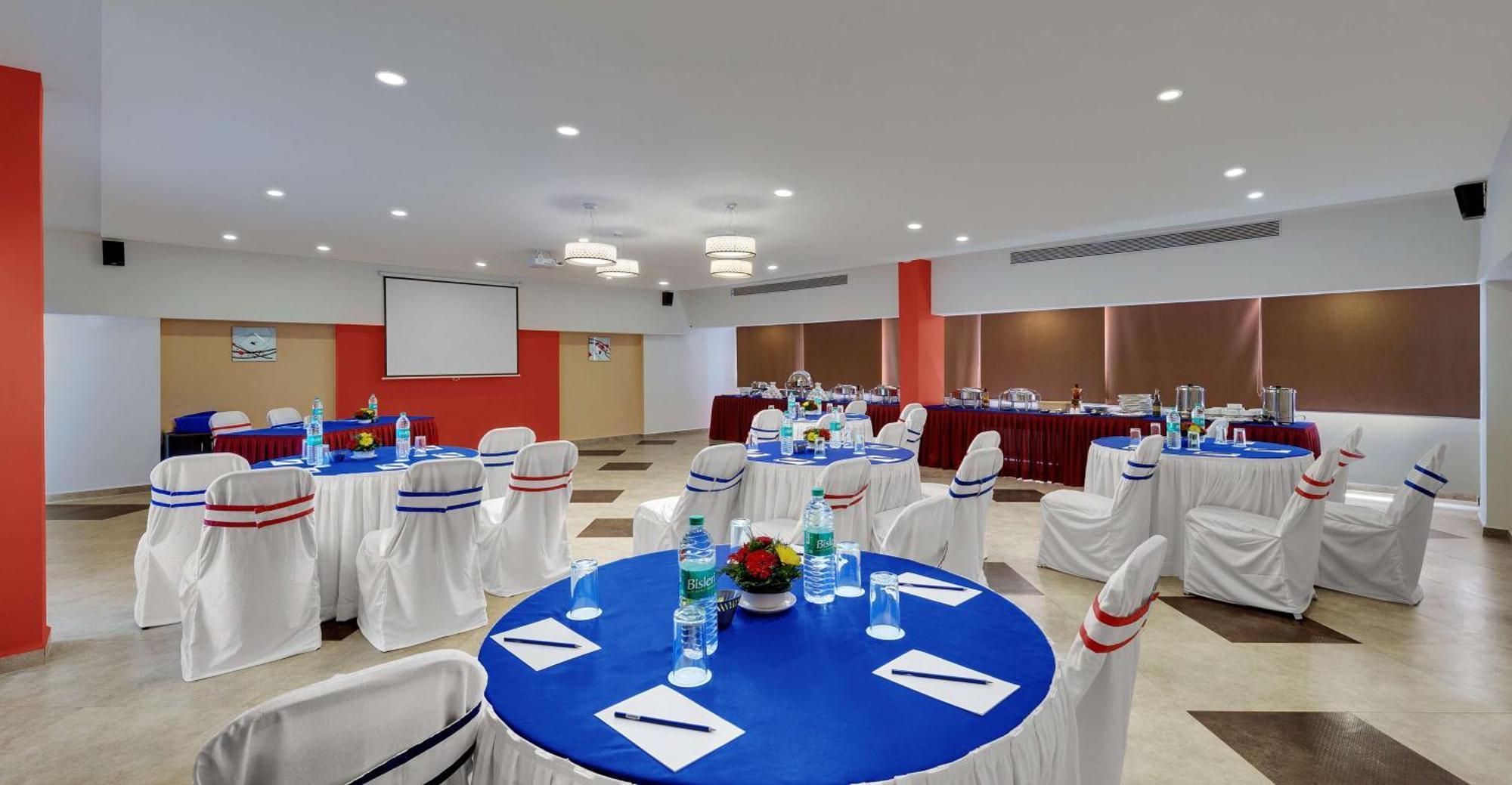 Surestay Plus By Best Western Амритсар Екстериор снимка