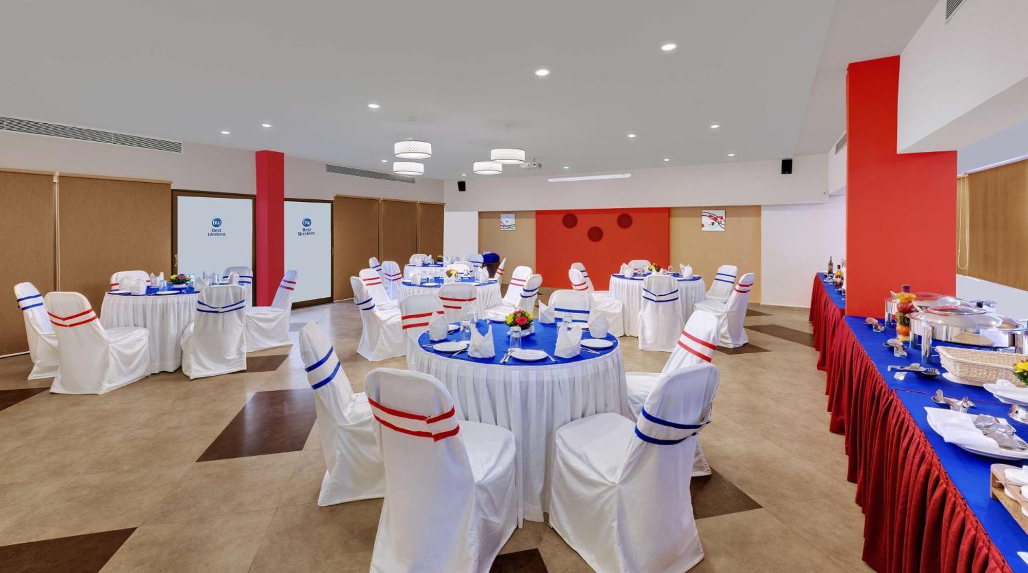 Surestay Plus By Best Western Амритсар Екстериор снимка
