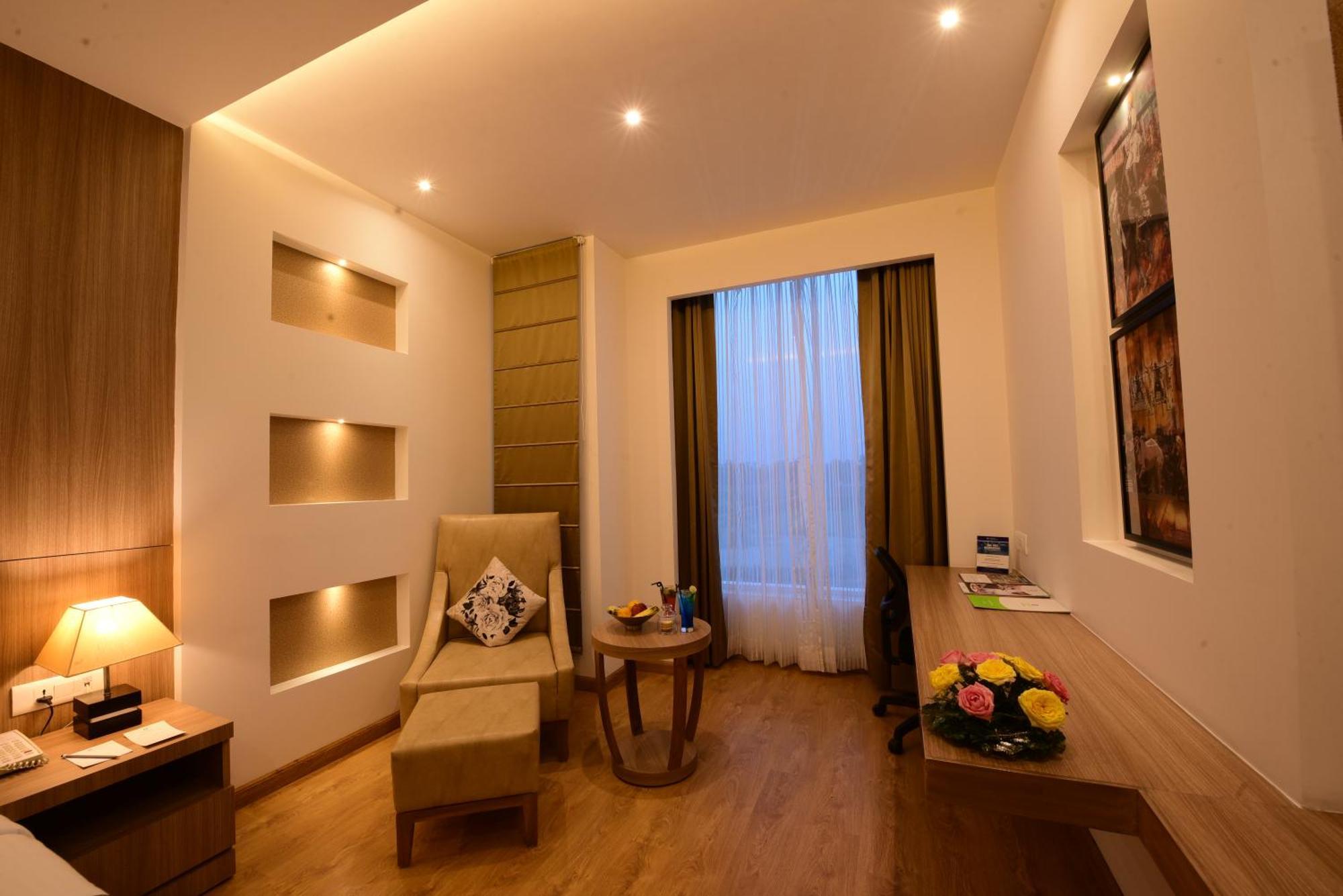 Surestay Plus By Best Western Амритсар Екстериор снимка
