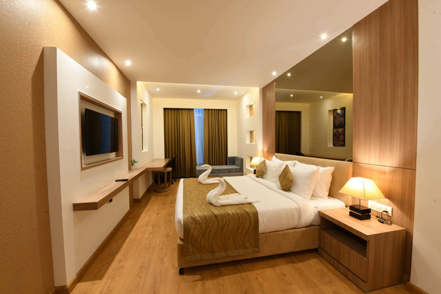 Surestay Plus By Best Western Амритсар Стая снимка