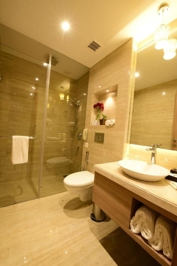 Surestay Plus By Best Western Амритсар Екстериор снимка