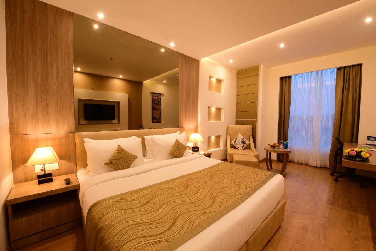 Surestay Plus By Best Western Амритсар Екстериор снимка