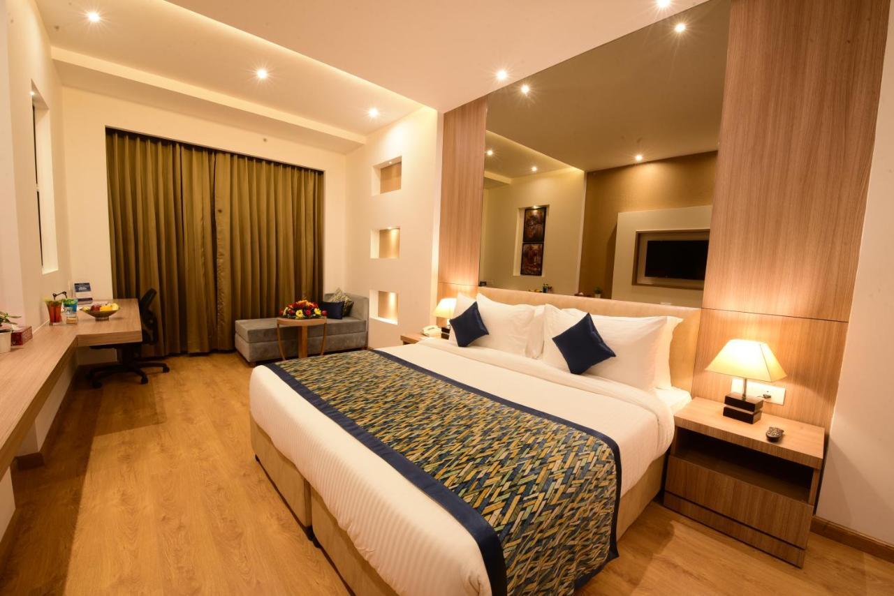 Surestay Plus By Best Western Амритсар Екстериор снимка