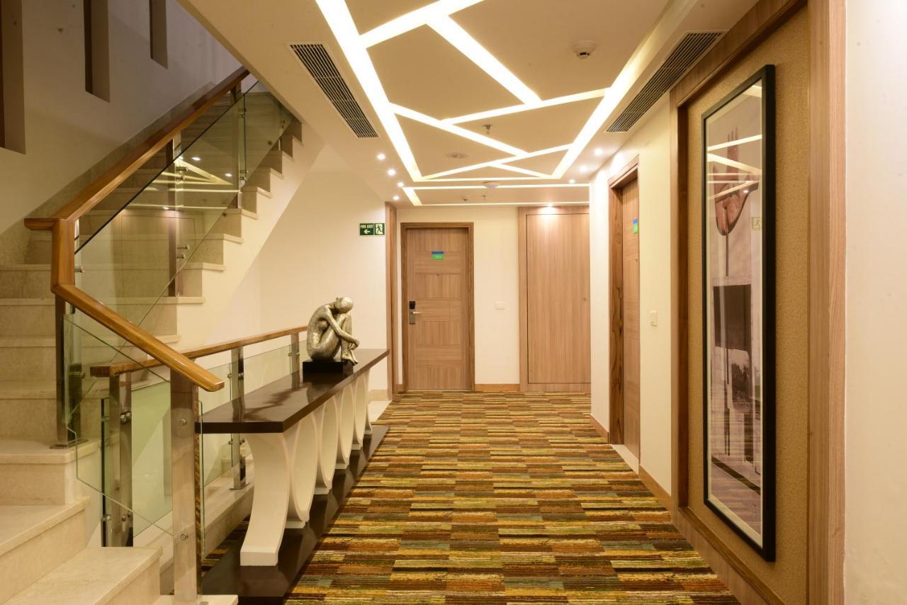 Surestay Plus By Best Western Амритсар Екстериор снимка